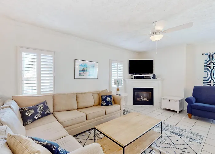 Sea Palms 403